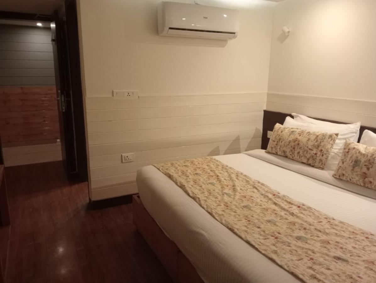 Yashshree Mussoorie Mall Road المظهر الخارجي الصورة